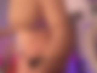 crystalcherr's Live Sex Cam Show