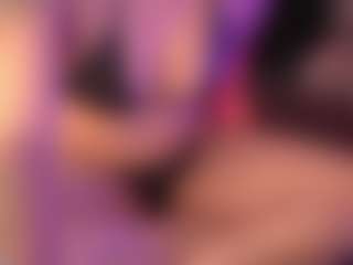 crystalcherr's Live Sex Cam Show