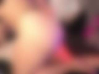 crystalcherr's Live Sex Cam Show