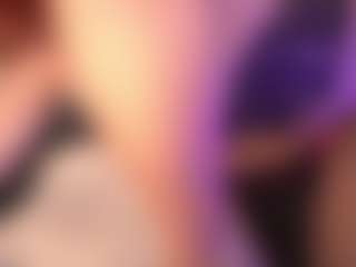 crystalcherr's Live Sex Cam Show