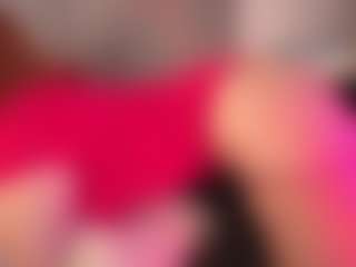 crystalcherr's Live Sex Cam Show