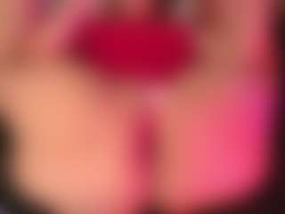 Live cam show with crystalcherr - Athletic on Camsoda