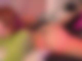 crystalcherr's Live Sex Cam Show