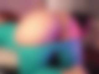 crystalcherr's Live Sex Cam Show