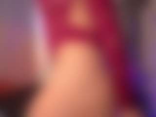 crystalcherr's Live Sex Cam Show