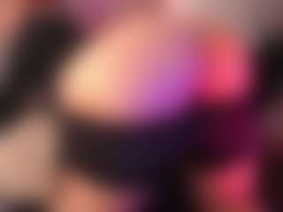 crystalcherr's Live Sex Cam Show