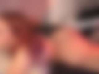 crystalcherr's Live Sex Cam Show