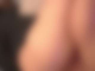 crystalcherr's Live Sex Cam Show
