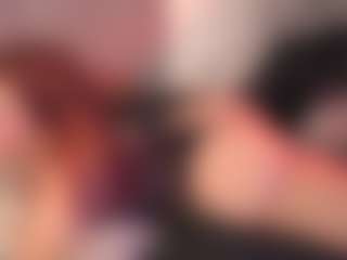 crystalcherr's Live Sex Cam Show