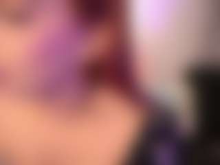 crystalcherr's Live Sex Cam Show
