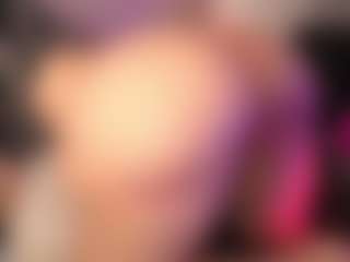 crystalcherr's Live Sex Cam Show