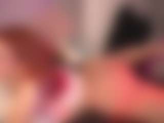 crystalcherr's Live Sex Cam Show