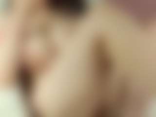 lovely-adelle-11's Live Sex Cam Show