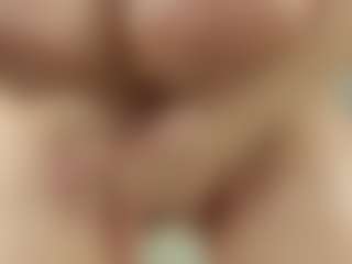 Live cam show with lovely-adelle-11 - Fingering MILF on liverealitysex.com