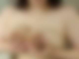 lovely-adelle-11's Live Sex Cam Show