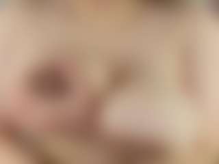 lovely-adelle-11's Live Sex Cam Show