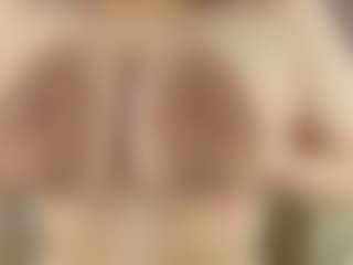 lovely-adelle-11's Live Sex Cam Show