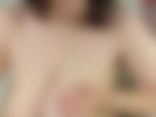 lovely-adelle-11's Live Sex Cam Show