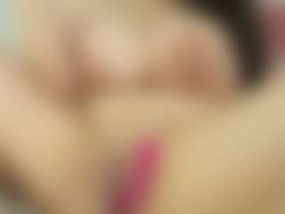 lovely-adelle-11's Live Sex Cam Show