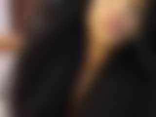 Live cam show with naomixjones - Nolimits on friskycurves.com