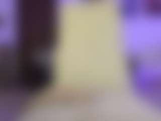 Live cam show with naomixjones - Tease on CamSodaAdn