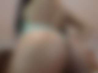naomixjones's Live Sex Cam Show