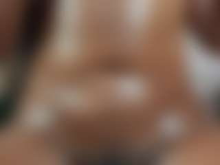 naomixjones's Live Sex Cam Show