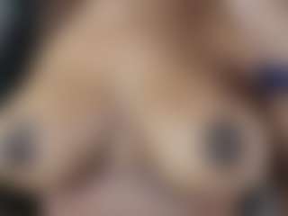 Live cam show with naomixjones - Natural on fuck-show.com