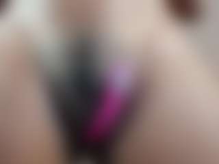 Live cam show with naomixjones - Ride Torso on StripNow