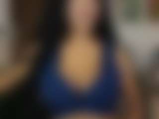 Live cam show with naomixjones - Bedroom on Hubzter Live