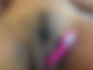 naomixjones's Live Sex Cam Show