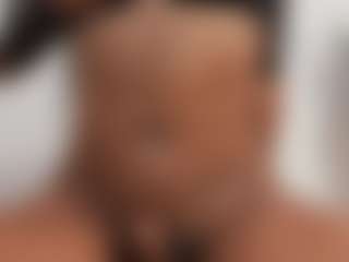 naomixjones's Live Sex Cam Show