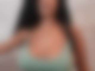 Live cam show with naomixjones - Bedroom on CamClone