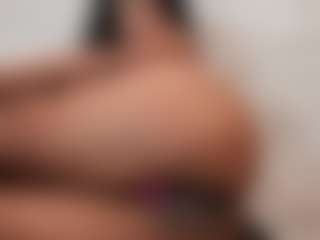 naomixjones's Live Sex Cam Show