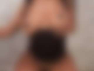 naomixjones's Live Sex Cam Show