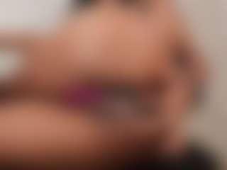 naomixjones's Live Sex Cam Show