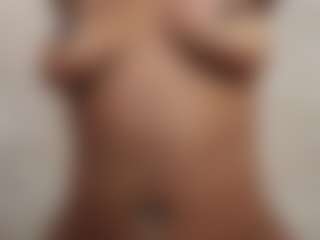naomixjones's Live Sex Cam Show