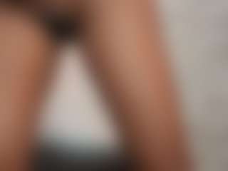 naomixjones's Live Sex Cam Show