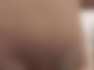 naomixjones's Live Sex Cam Show
