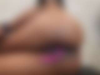 naomixjones's Live Sex Cam Show