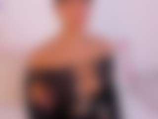 Live cam show with hannawilliams - Twerk on Latina Girls