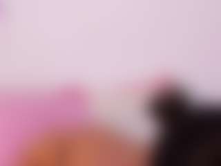 Live cam show with hannawilliams - Tease Brown Hair on SmokeAndPoke