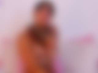 Live cam show with hannawilliams - Brown Eyes Brown Hair on livesuperchat.net