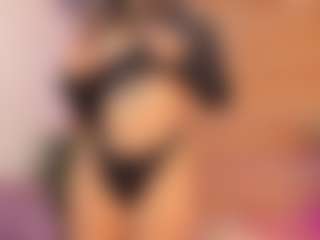 Live cam show with hannawilliams - BBW on TastyBlacksLive