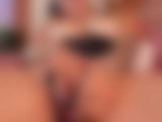 Live cam show with hannawilliams - Spy Curvy on CamwithHer
