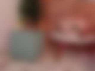 Live cam show with hannawilliams - Striptease Latina on Milfs Live | colombia