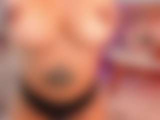 Live cam show with hannawilliams - Strip Latina on StripNow | colombia