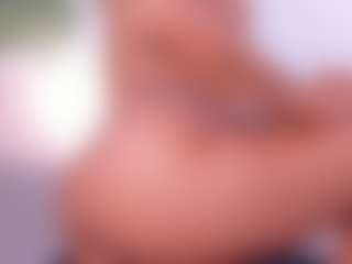 Live cam show with hannawilliams - Athletic Brown Eyes on Camming Site