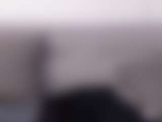 Live cam show with hannawilliams - Flashing on SmokeAndPoke