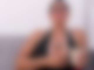 Live cam show with hannawilliams - Brown Hair on TottyGirls